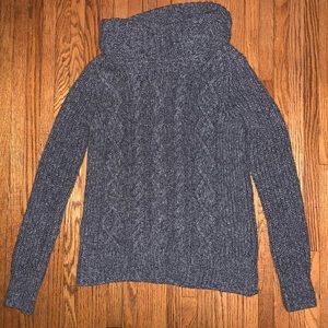 Grey Abercrombie & Fitch